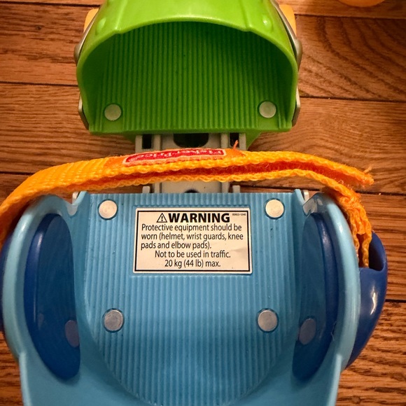 Fisher-Price Learn and Grow Colorful Kids Skates - Picture 6 of 6